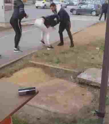 Tânără agresată de fostul concubin în apropierea Judecătoriei Târgoviște