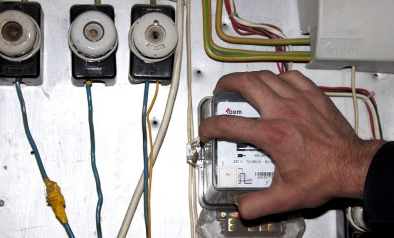 COVID-19. Un nou apel al primarului de la Pucioasa, de data asta către companiile de furnizare a diverselor servicii