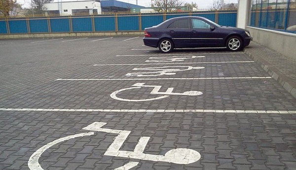 Aveți grijă unde parcați! Amenzi de cinci ori mai mari pentru toți șoferii neglijenți