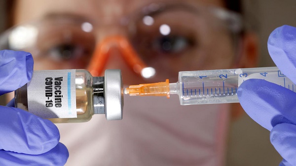 Când va  începe vaccinarea împotriva COVID-19 în România. Anunțul făcut de un secretar de stat din Ministerul Sănătății