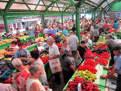 Se vor redeschide piețele agroalimentare. Anunțul a fost făcut de președintele Klaus Iohannis