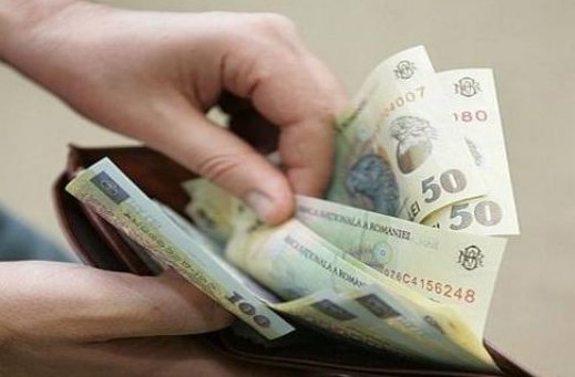 Veste alarmantă pentru români! Cât costă să cumperi să cumperi un an de vechime în muncă, în 2023