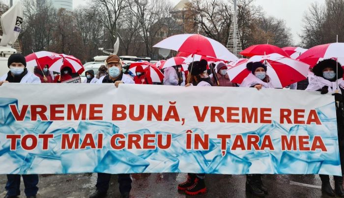Mesajul președintelui Iohannis în ziua protestelor din sănătate, asistență socială și educație: “Măsura înghețării salariilor mi se pare una justă”