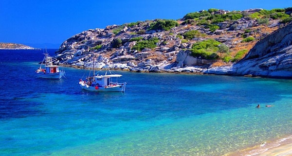 Grecia anunță deschiderea sezonului turistic luna viitoare. Ce condiții trebuie să îndeplinească turiștii
