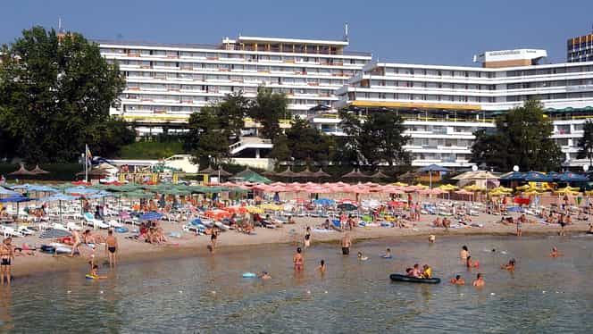 Turiștii care merg la Mangalia și în stațiunile din sudul litoralului vor plăti o taxă de 5 lei pe zi. Vezi care sunt categoriile exceptate