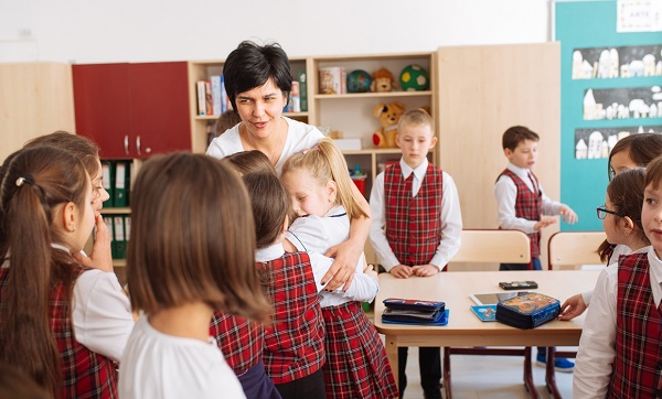 Felicitări! 6 elevi din Dâmbovița au obținut medii de 10 la Evaluarea Națională. Județul nostru se află în top 5 cu cele mai multe medii de zece