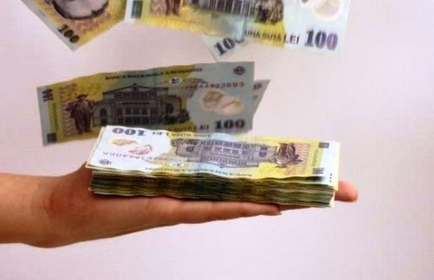 Curentul, combustibilii și țigările s-au scumpit cel mai mult în ultimul an!