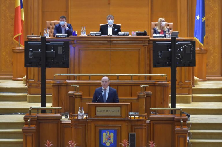 Guvernul a anunțat comisia Europeană și guvernele din mai multe state despre alianța USR-PLUS cu un partid extremist și antisemit