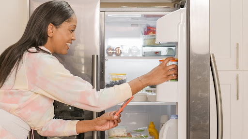 5 caracteristici esentiale ale combinei frigorifice perfecte