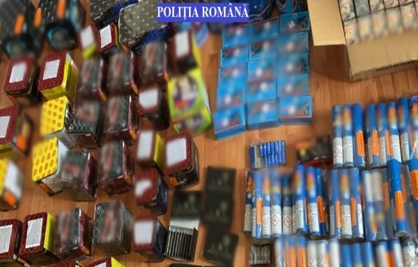 Dâmbovița: Percheziții de succes în Ajunul Crăciunului! Peste 24000 de articole pirotehnice indisponibilizate de la locuințele unor bărbați din Doicești și Viișoara
