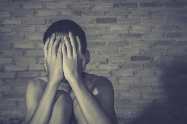 Caz halucinant! Copil de numai 5 ani, abuzat sexual în repetate rânduri de tatăl său. Cum s-a descoperit totul