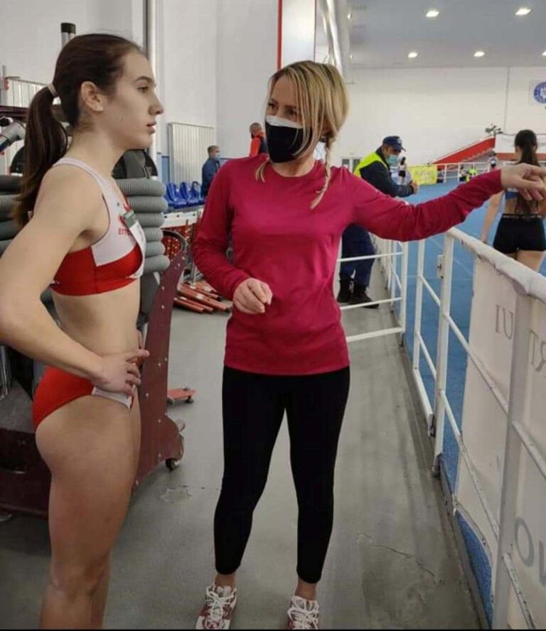 O atletă de la CS Târgoviște, componentă a lotului național U16 al României