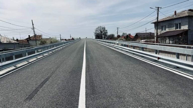 Veste excelentă pentru găeșteni! Se deschide circulația pe pasajul peste calea ferată