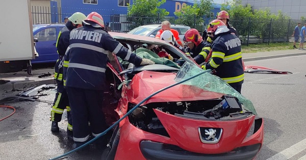 Tânărul care a provocat accidentul violent din Târgoviște a fugit! Vezi motivul