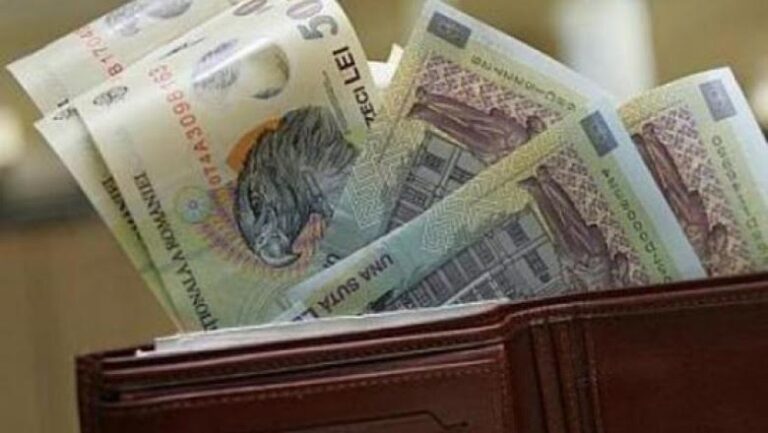 Este criză sau nu? Se majorează salariile celor care ocupă funcții publice