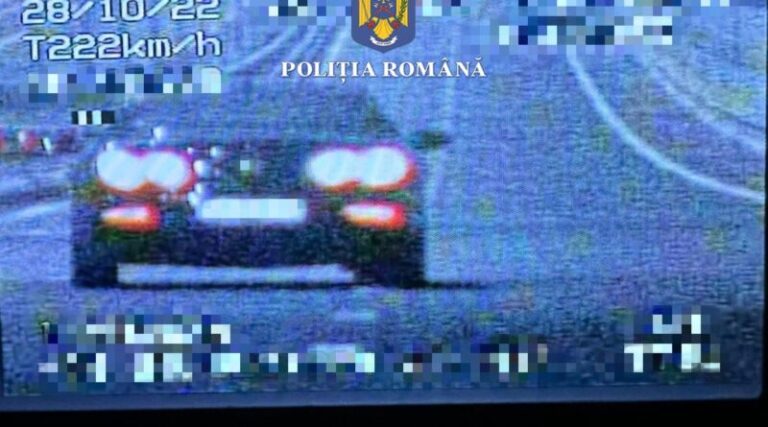 Mai avea puțin și decola! Viteza uluitoare cu care a fost prins circulând un tânăr pe un drum extrem de circulat. Ce a pățit șoferul vitezoman