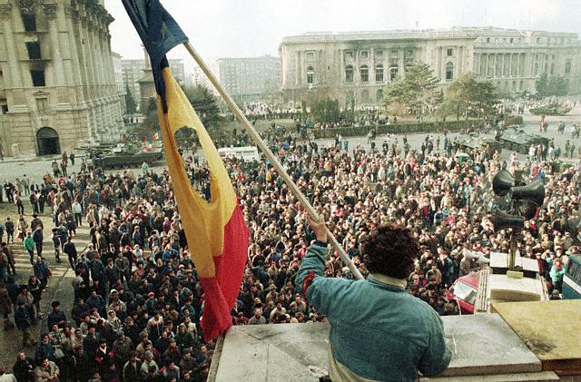 „Istoria Revoluţiei din 1989 şi a schimbării de regim din România”, materie opțională pentru clasele a XII-a și a XIII-a, de anul școlar viitor