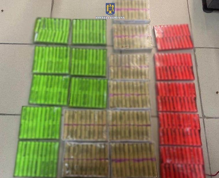 A început vânătoarea de petarde și artificii vândute ilegal în Dâmbovița! Au fost confiscate sute de materiale pirotehnice dintr-un magazin din comuna I.L. Caragiale
