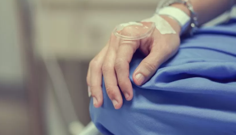 Semnal de alarmă! Cancerul face cu 48% mai multe victime în România decât media europeană