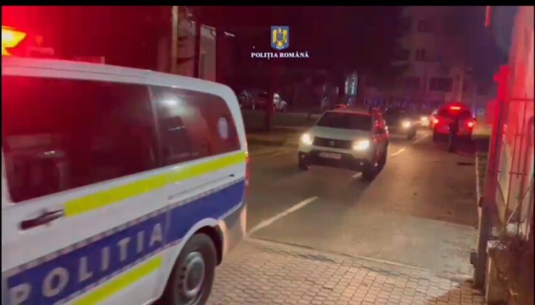 Video: În această dimineață au loc percheziții domiciliare, în Dâmbovița și Argeș, la persoane bănuite de înșelăciune, uz de fals, fals în înscrisuri sub semnătură privată și fals în declarații