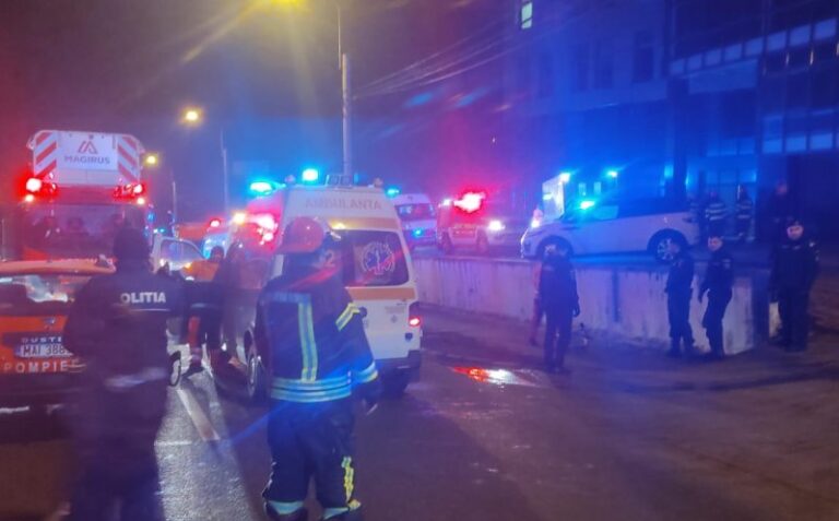Incendiu puternic la un spital privat din Cluj! Zeci de pacienți evacuați și planul roșu de intervenție activat