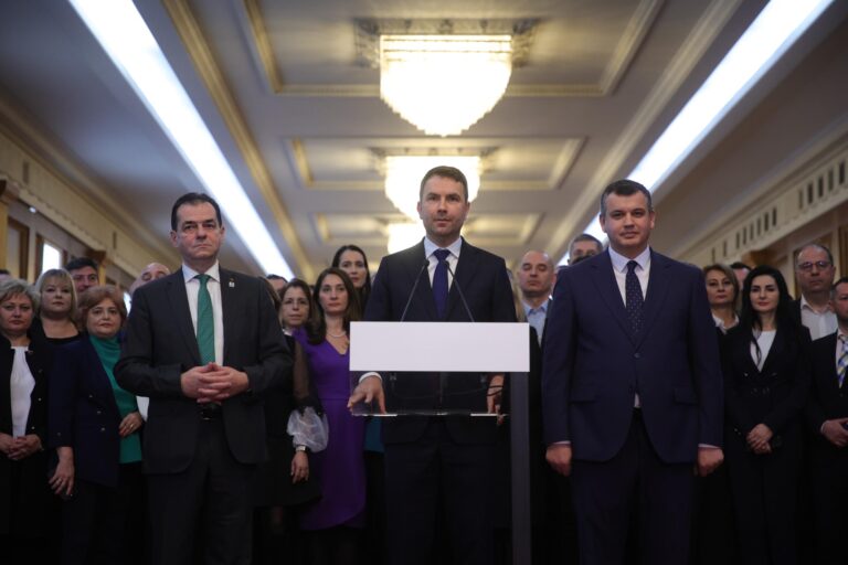 USR, PMP și Forța Dreptei anunță formarea Alianței Dreapta Unită