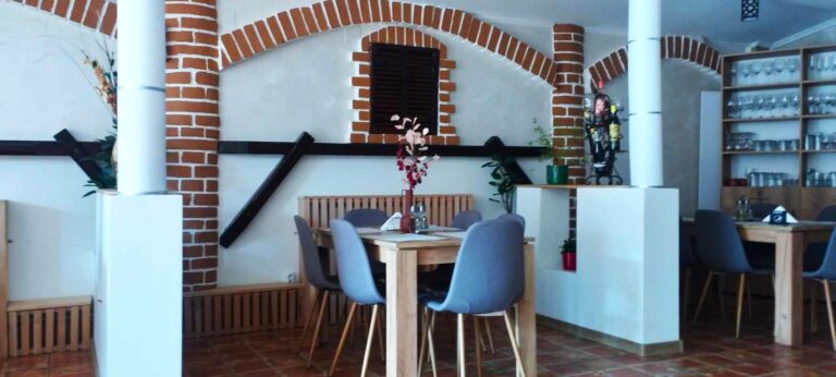 Târgoviște: Vița de Vie, restaurantul unde mâncarea e gătită după gustul tău!