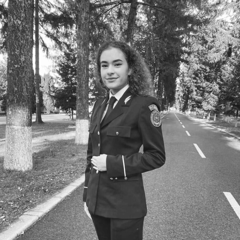 Sfârșit tragic pentru pentru o polițistă de 21 ani! Roberta, aflată în misiune, și-a pierdut viața într-un accident cumplit