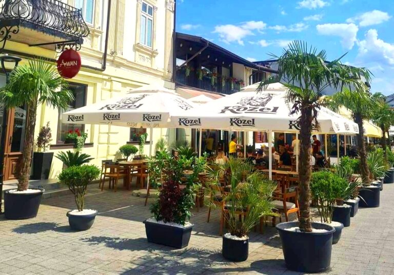 Târgoviște: Distracție pe ritmuri grecești la Awan! Restaurantul se transformă într-o veritabilă destinație grecească în week-end