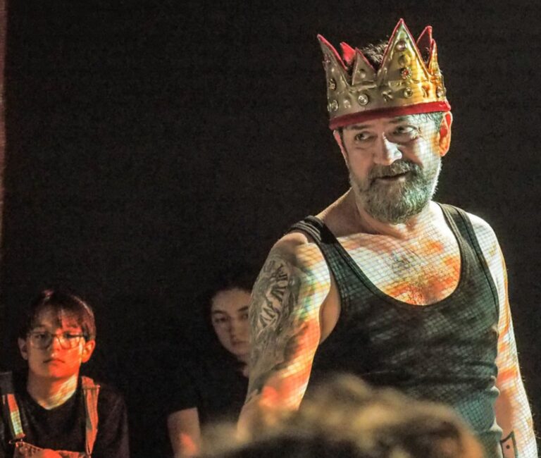 Primul weekend din luna noiembrie vine cu piese de excepție la Teatrul ,,Tony Bulandra” din Târgoviște