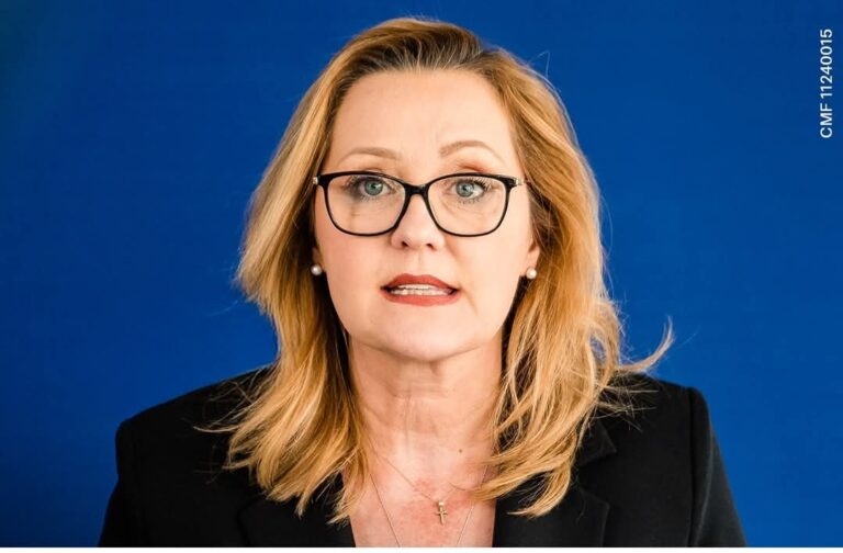 Președinta USR, Elena Lasconi, candidată la Președinția României:  “CCR se joacă cu siguranța națională!