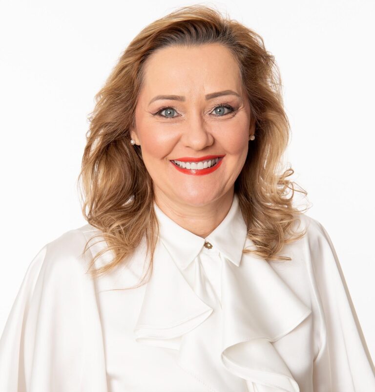 Elena Lasconi pleacă din fruntea partidului! Și-a anunțat demisia din funcția de președinte a USR