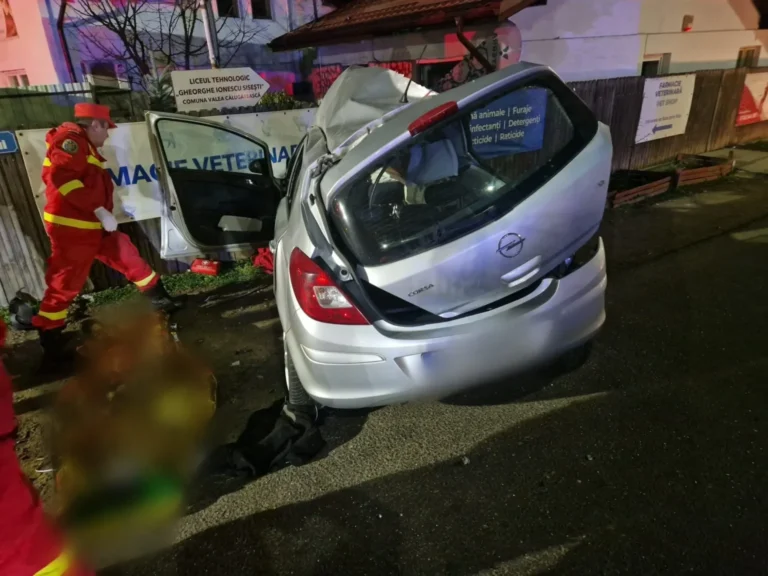 Zi neagră pe o șosea din Prahova! O tânără șoferiță și un bărbat de 67 de ani, decedați în urma unor accidente teribile