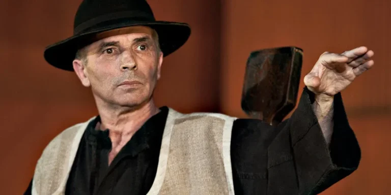 Artistul Grigore Leșe, luat cu ambulanța după un spectacol. „A prezentat o pierdere acută a stării de conştienţă”