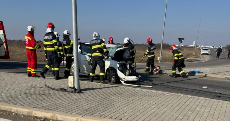 Sfârșit trafic pentru un șofer de 35 de ani. Accidentul mortal a fost provocat de conducătorul unui autocar, în vârstă de 74 de ani
