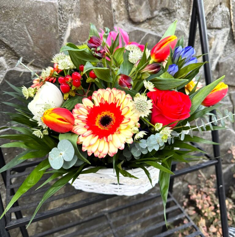 Târgoviște: Alege aranjamentul floral perfect de 8 Martie de la Florăria David