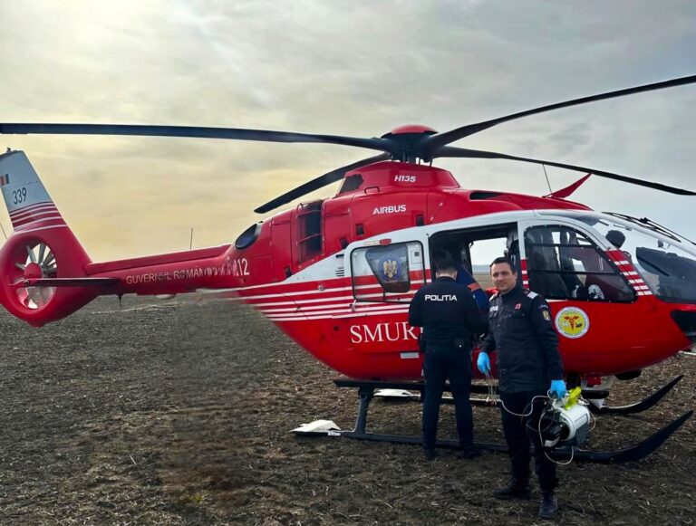 Ziua de sâmbătă a fost una de coșmar pentru un pescar! Transportat la spital cu elicopterul SMURD după ce s-a electrocutat