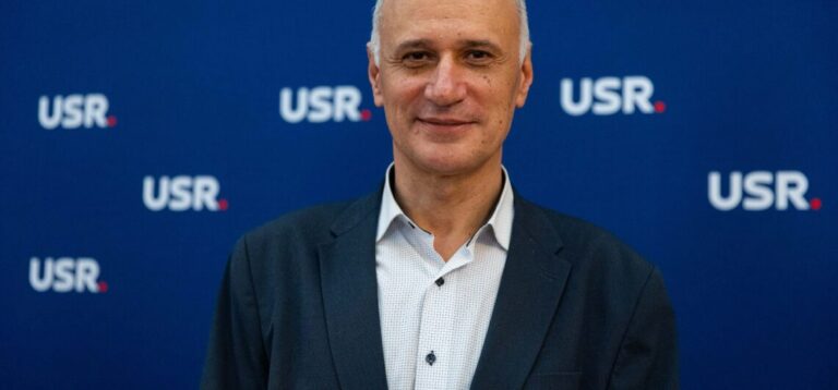 USR: Ciolacu modernizează industria de apărare doar pe hârtie, bugetul ROMARM este o glumă