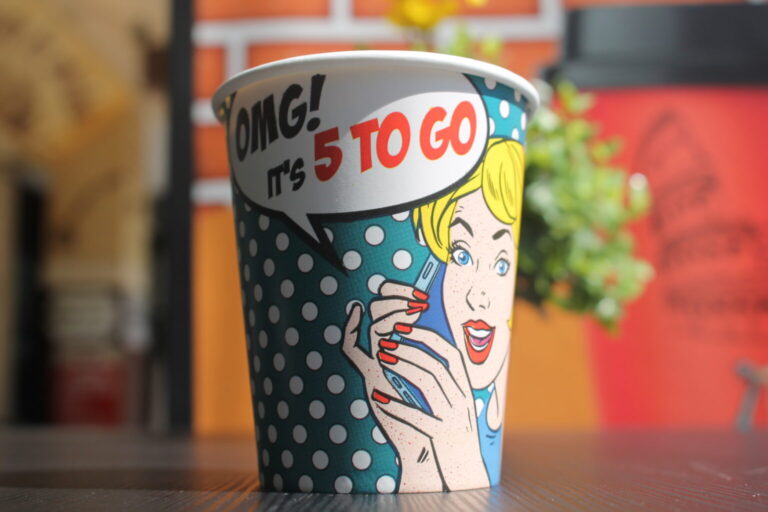 O zi perfectă începe cu o cafea delicioasă la 5 to go, în centrul orașului Târgoviște!