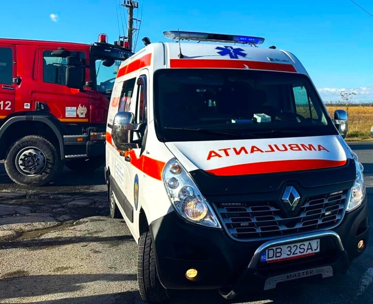 Clipe de groază la Potlogi! Tânără de 20 de ani, rănită grav după ce mașina în care se afla a fost implicată într-un accident violent. Autoturismul ar fi întâmpinat defecțiuni tehnice
