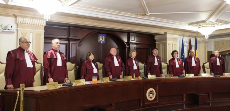 Reforma Guvernului Bolojan de modificare a pensiilor magistraților, respinsă de Curtea Constituțională. Ilie Bolojan: „Nu sunt aspecte politice, sunt privilegii insuportabile social și bugetar. Nu Guvernul, nu un om politic sau un partid au nevoie de această reformă, ci România are nevoie de ea”