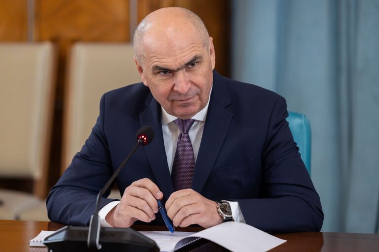 Criză politică în România! Ilie Bolojan își continuă mandatul de premier și nu își dă demisia în urma pierderii susținerii PSD