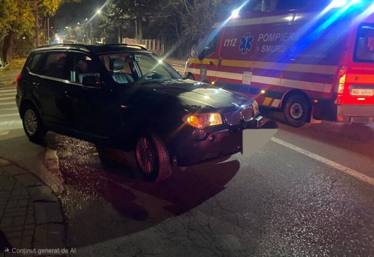 Femeie izbită în plin de o mașină! Victima a rămas captivă sub BMW-ul care a lovit-o. Intervenție contra cronometru a pompierilor