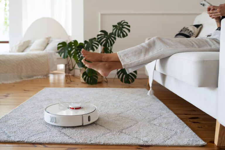 Cum se curăță corect un covor pentru a-i prelungi durata de viață?