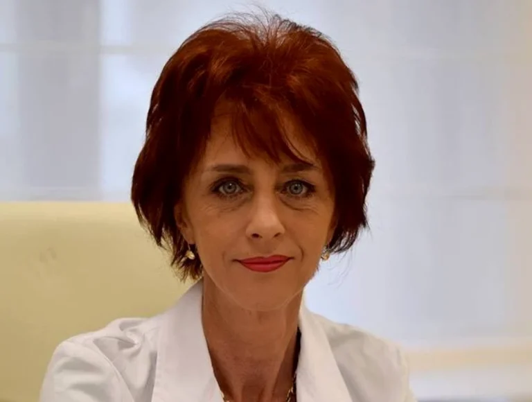 Doliu în lumea medicală! Cunoscutul medic pneumolog Flavia Groșan a murit. Suferea de o boală incurabilă