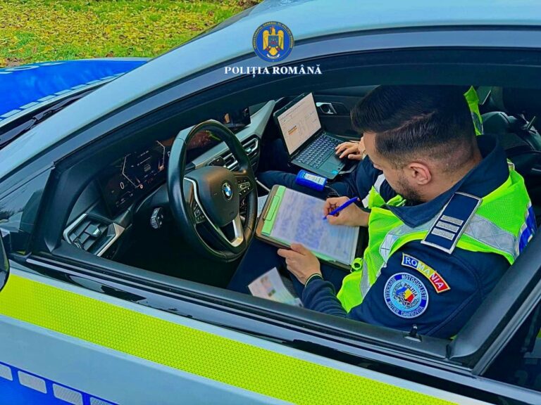 Inconștiență maximă pe un drum din Dâmbovița! Tânără de 19 ani, prinsă la volan fără permis de conducere. Femeia a fost trasă rapid pe dreapta de polițiști