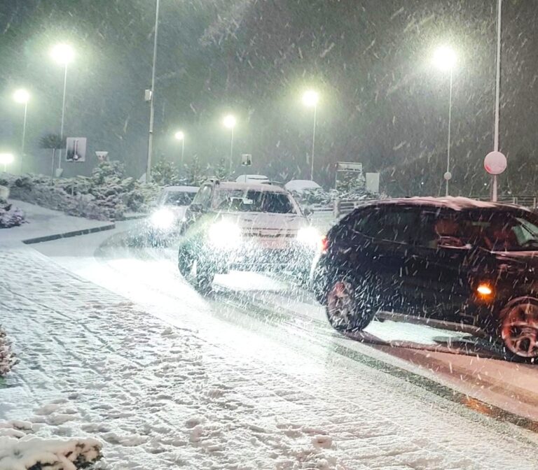 A fost convocat Comandamentul Energetic Național! Vremea se va răci accentuat și vor începe ninsorile. Ministrul Energiei: „Nu lăsăm pe nimeni în beznă”