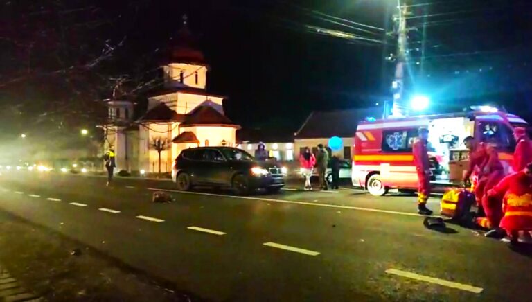 Pieton ucis de o mașină după ce a fost izbit în plin! Bărbatul de 73 de ani nu a răspuns manevrelor de resuscitare