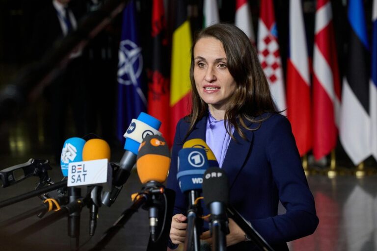 Oana Țoiu, ministru de Externe: „Toți cetățenii României aflați în Orientul Mijlociu sunt în siguranță. Suntem într-un context de anxietate crescută”