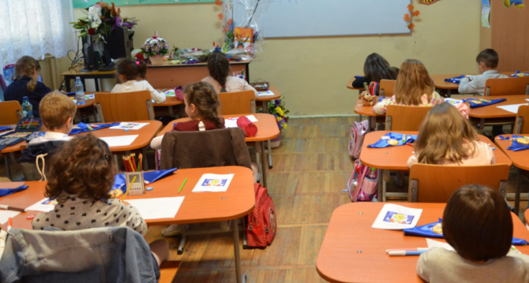 La sfârșitul lunii martie încep înscrierile pentru clasa pregătitoare 2026 – 2027. Tot ce trebuie să știe părinții sau reprezentanții legali ai copiilor